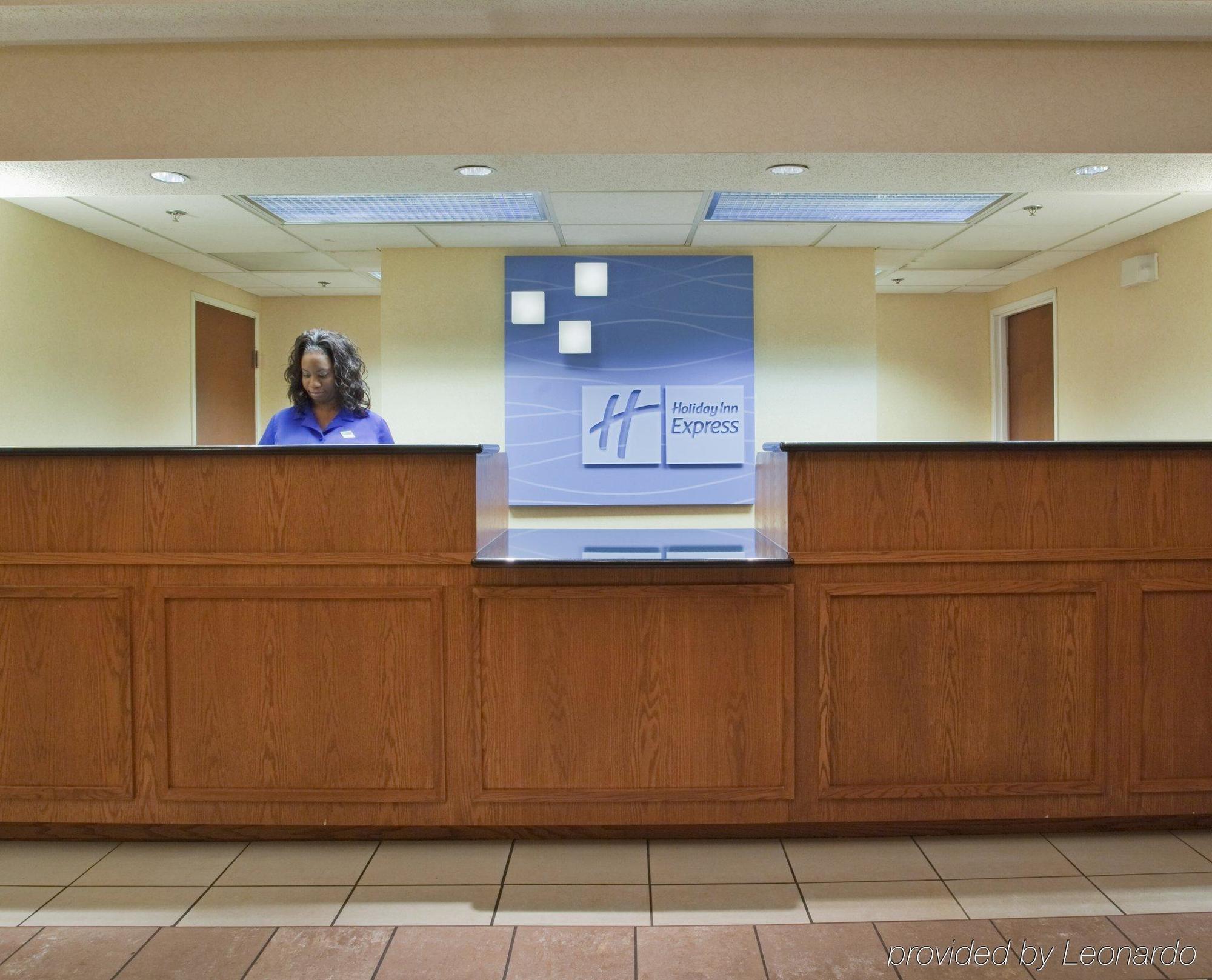 Holiday Inn Express Hotel & Suites Kinston By Ihg Beltér fotó